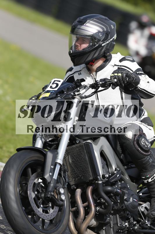 Archiv-2025/53 16.09.2025 Track Day Domi Aegerter ADR/Gruppe gelb/95